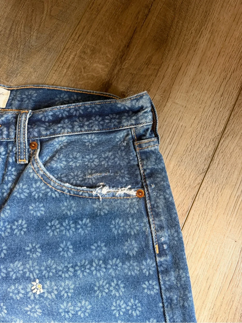 90’s baggy shorts Denim Floral Print High-Waist Women's size 6